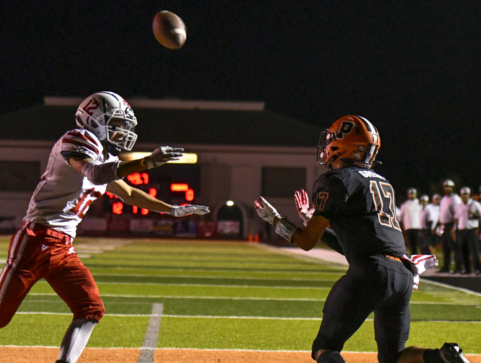 091021 SM SY football 21.JPG